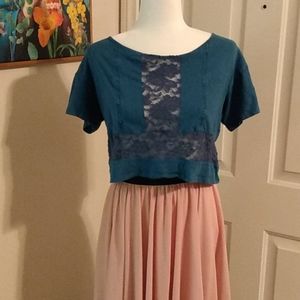 🖐️3/$15🖐️Teal Lacey Crop Top, Size small